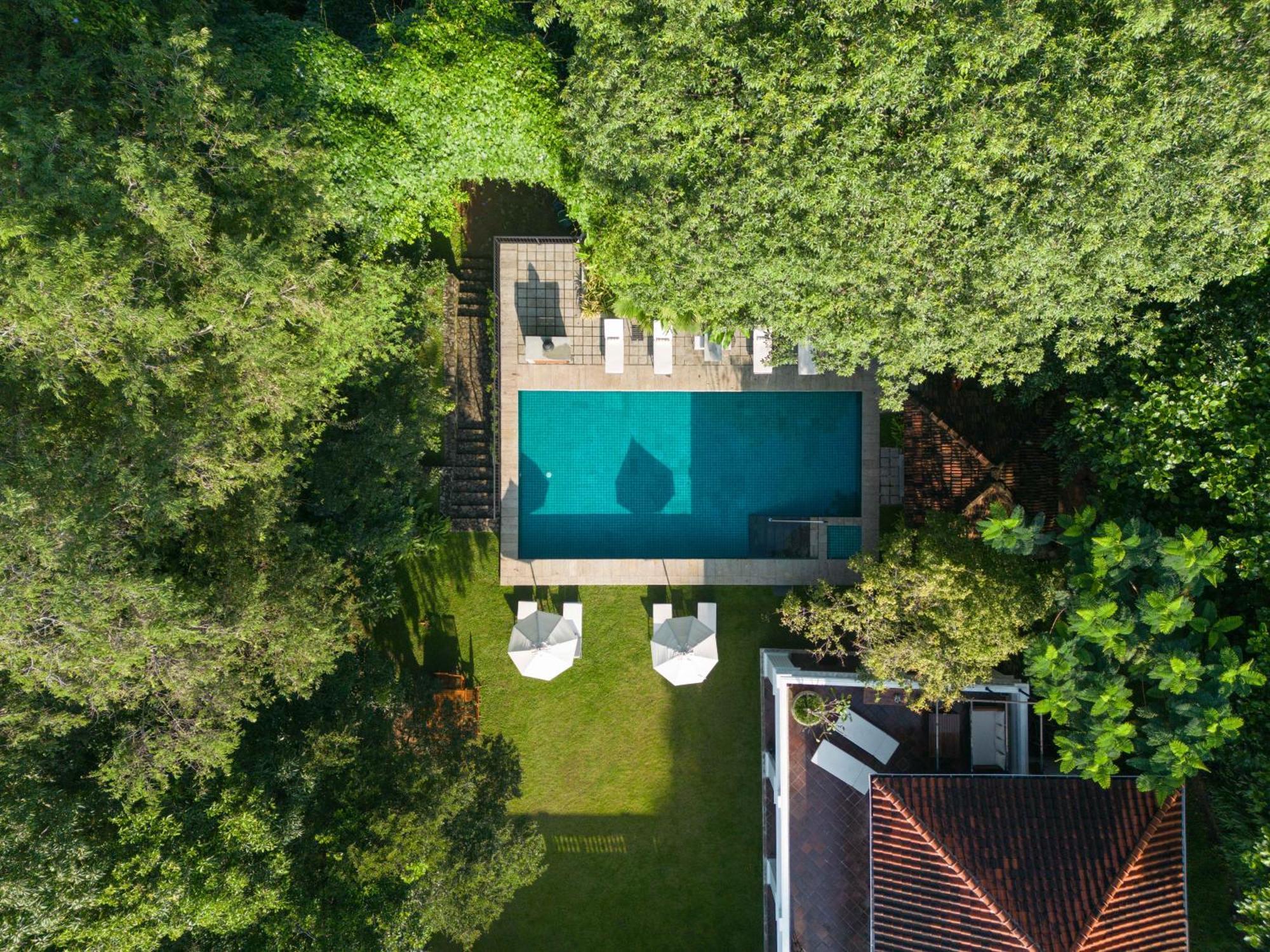 Taru Villas Kandy Exterior photo